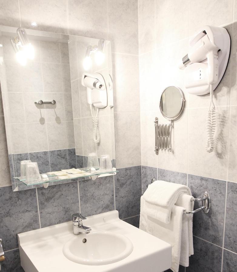 Naeco Erdeven Hotel Екстериор снимка